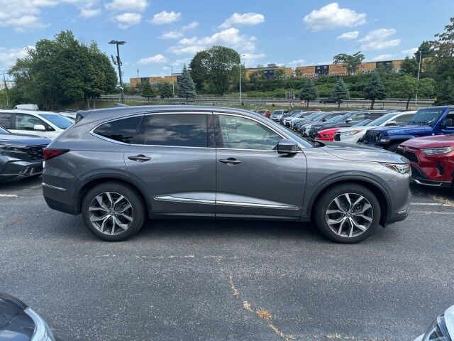 2023 Acura MDX w/Technology Package Worcester MA