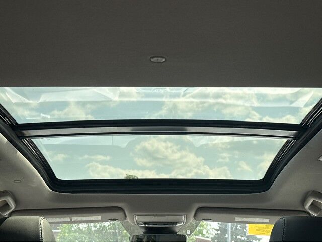 2023 Acura MDX w/Technology Package Worcester MA