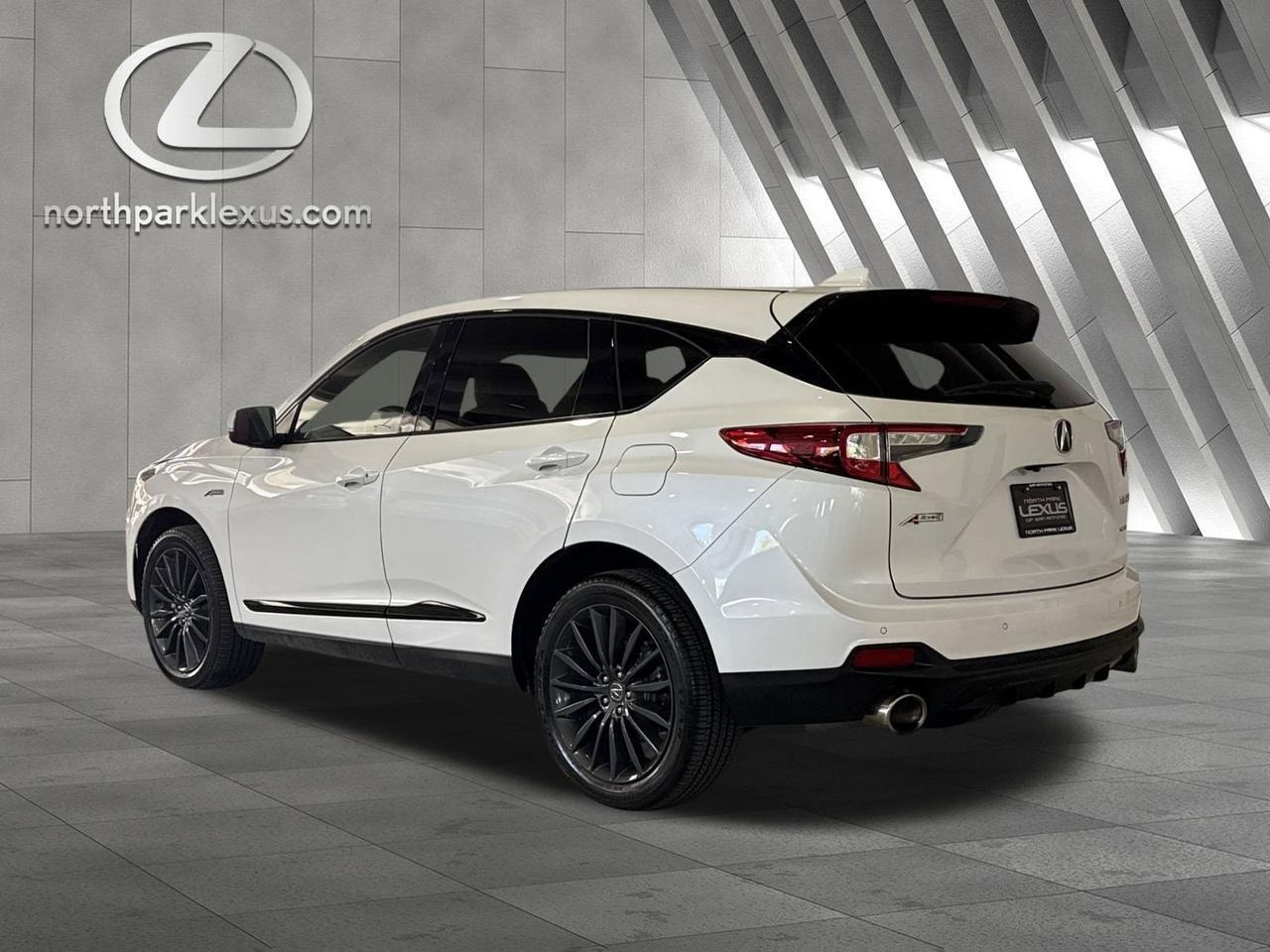 2023 Acura RDX w/A-Spec Advance Package