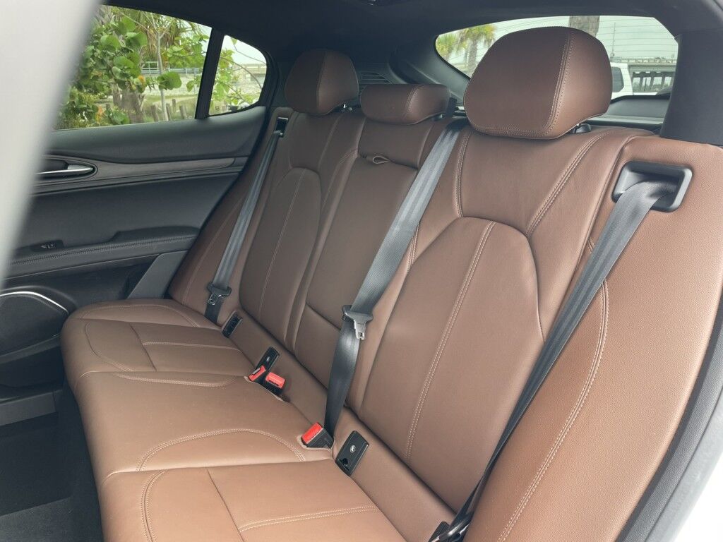 2023 Alfa Romeo Stelvio Ti~ALL WHEEL DRIVE~1 OWNER, CLEAN CARFAX~ACTIVE LANE ASSIST~BLIND SPOT ASSIST~ONLINE FINANCE AND SHIPPING AVAILABLE!!!! Sarasota FL