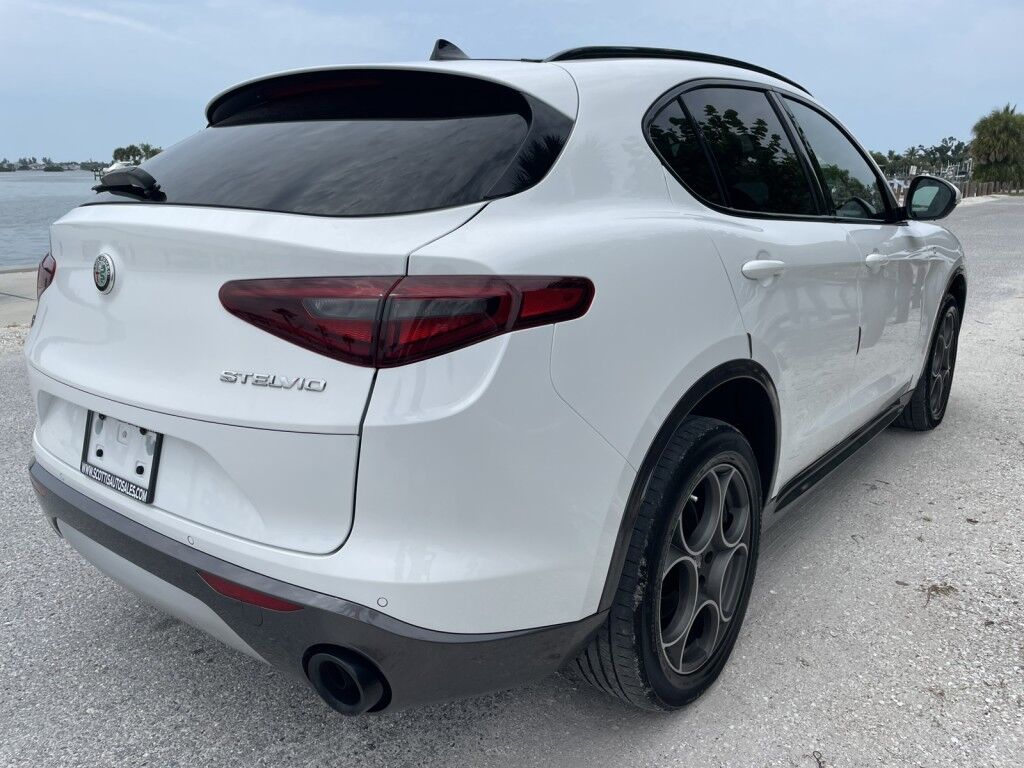 2023 Alfa Romeo Stelvio Ti~ALL WHEEL DRIVE~1 OWNER, CLEAN CARFAX~ACTIVE LANE ASSIST~BLIND SPOT ASSIST~ONLINE FINANCE AND SHIPPING AVAILABLE!!!! Sarasota FL