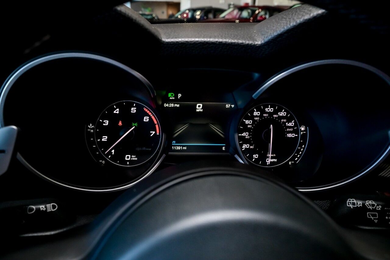 2023 Alfa Romeo Stelvio Veloce AWD , RED Interior Springfield NJ