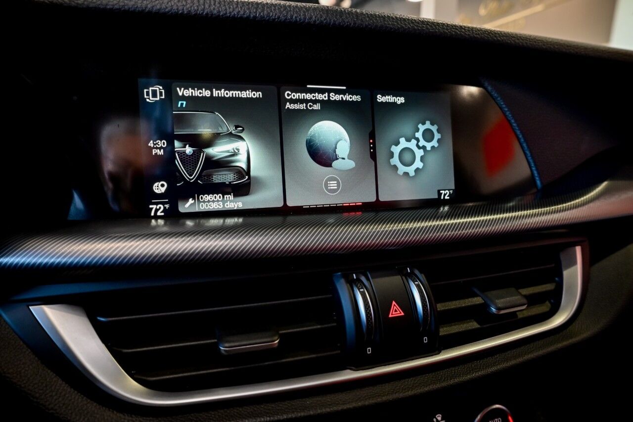 2023 Alfa Romeo Stelvio Veloce AWD , RED Interior Springfield NJ