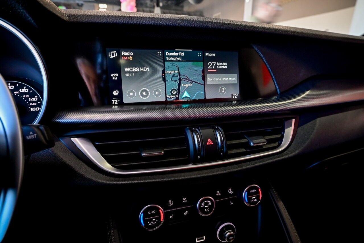 2023 Alfa Romeo Stelvio Veloce AWD , RED Interior Springfield NJ