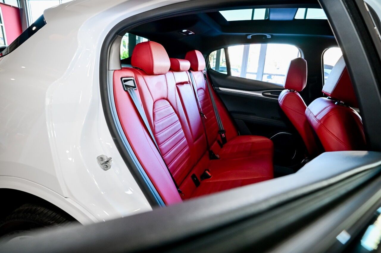 2023 Alfa Romeo Stelvio Veloce AWD , RED Interior Springfield NJ
