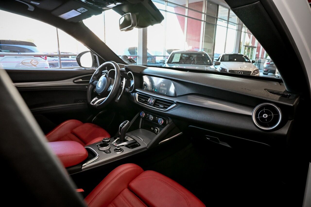 2023 Alfa Romeo Stelvio Veloce AWD , RED Interior Springfield NJ
