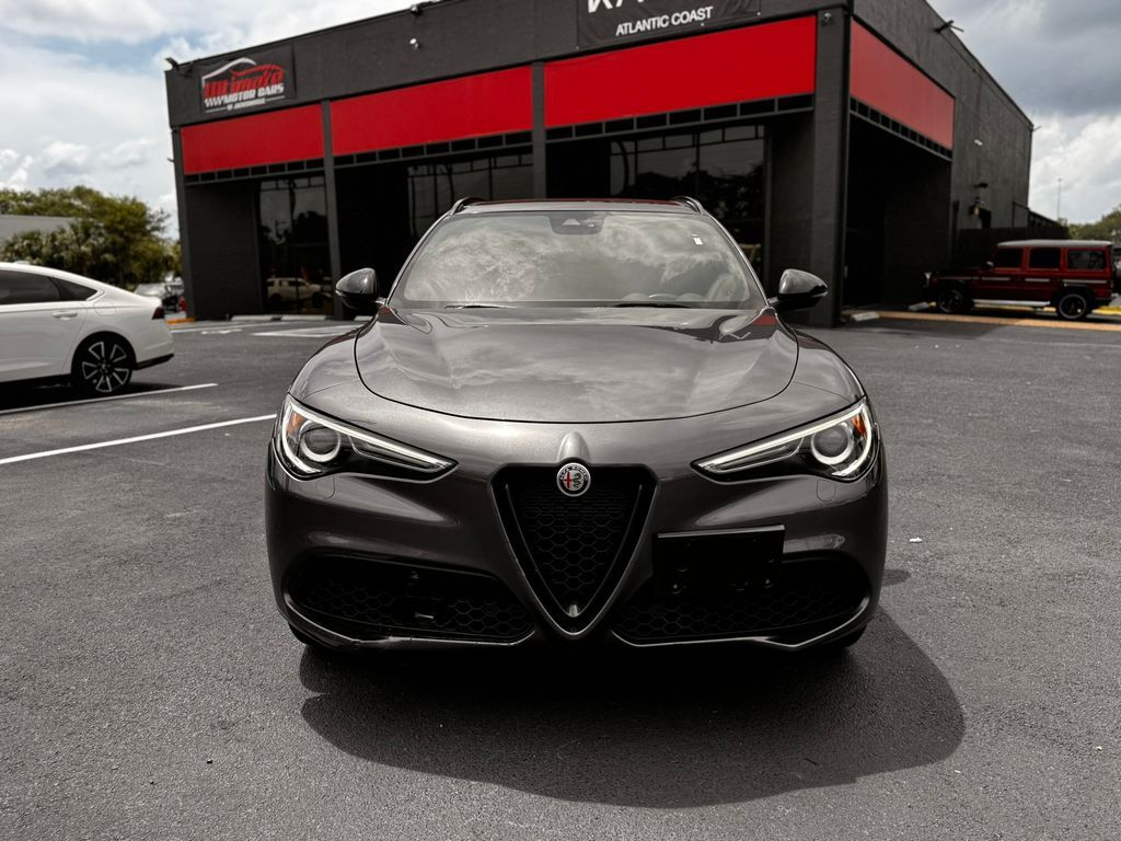 2023 Alfa Romeo Stelvio Veloce