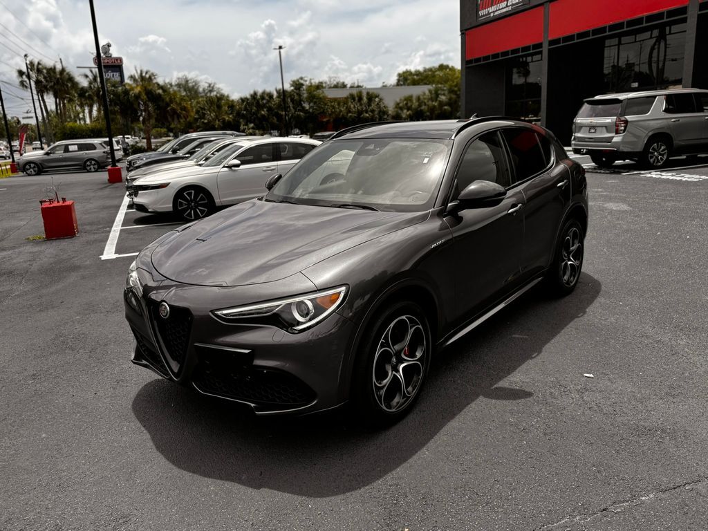 2023 Alfa Romeo Stelvio Veloce