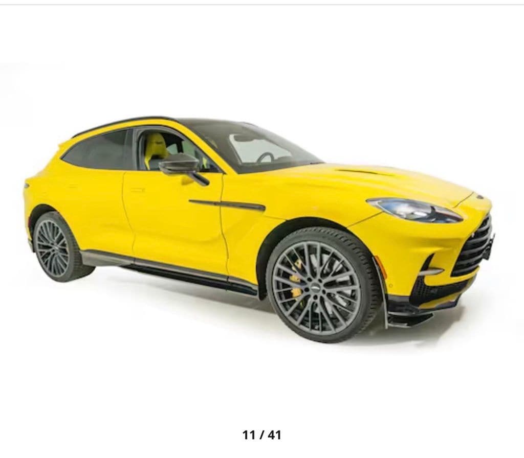 2023 Aston Martin DBX 707 Orange MA