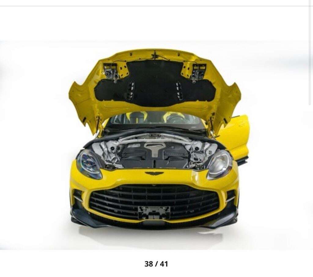 2023 Aston Martin DBX 707 Orange MA
