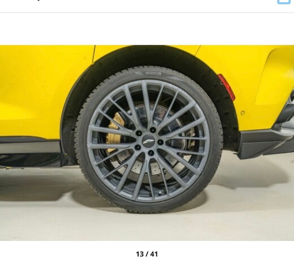 2023 Aston Martin DBX 707 Orange MA