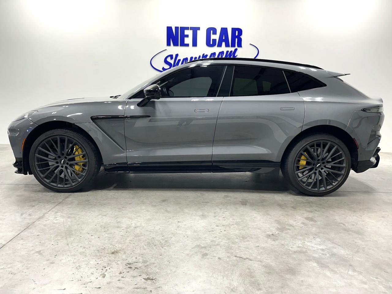 2023 Aston Martin DBX 707