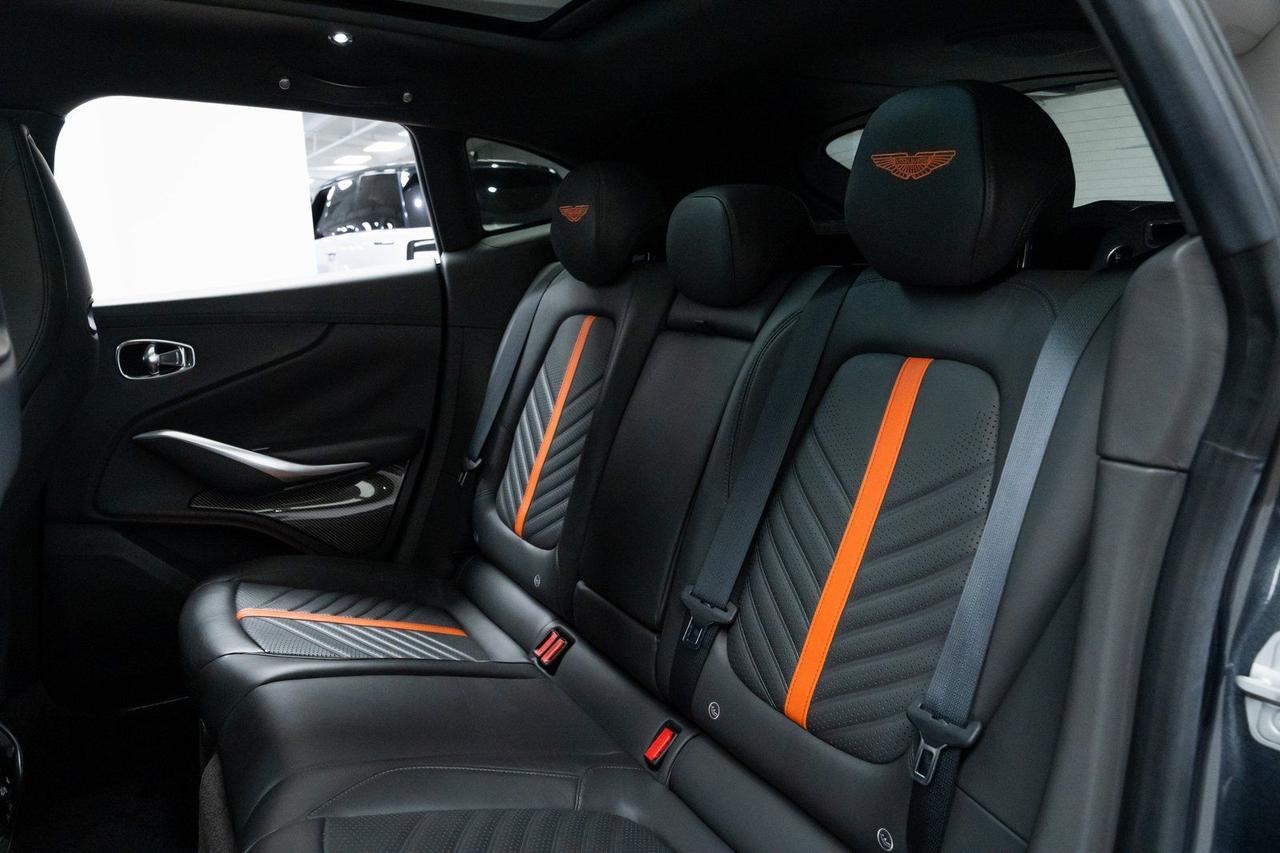 2023 Aston Martin DBX 707 Vented Seats Carbon Fiber Interior Trim Portland OR