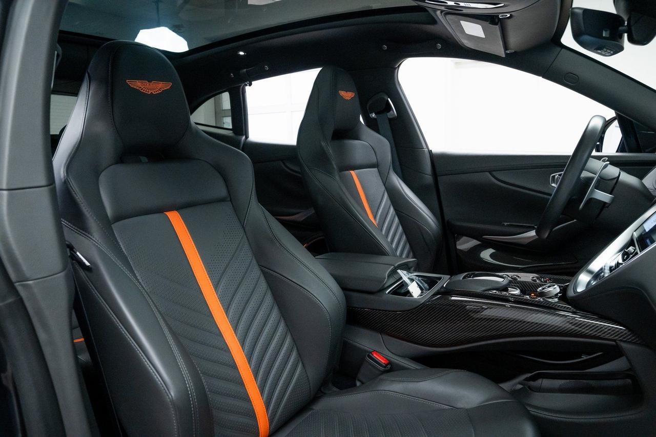 2023 Aston Martin DBX 707 Vented Seats Carbon Fiber Interior Trim Portland OR