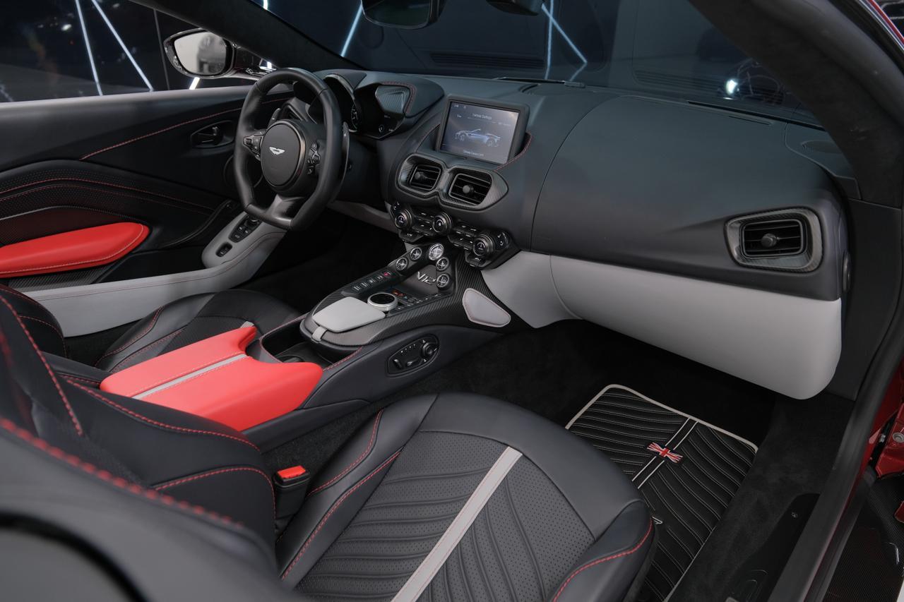 2023 Aston Martin Vantage Base Miami FL