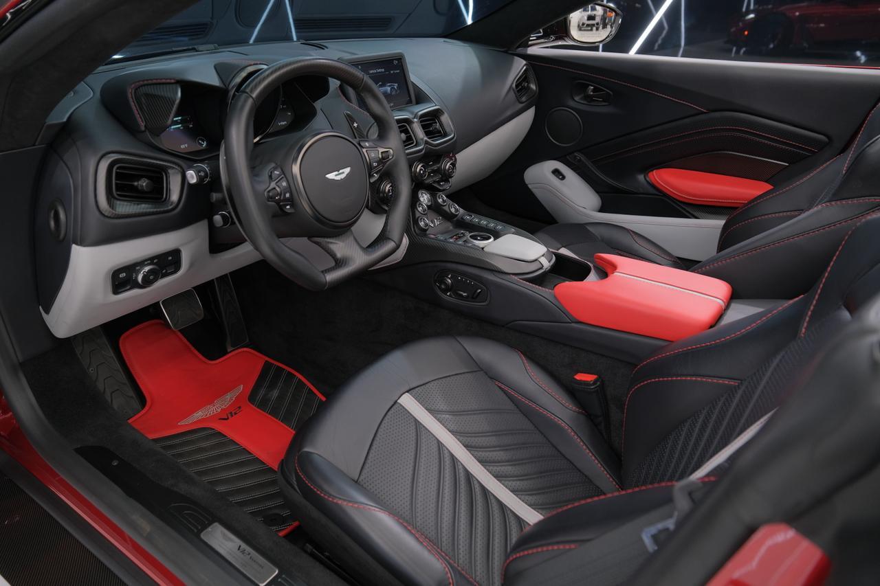 2023 Aston Martin Vantage Base Miami FL