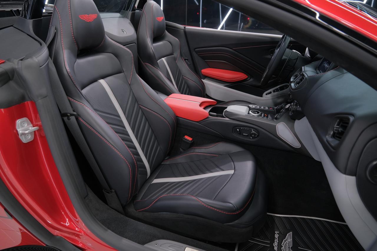 2023 Aston Martin Vantage Base Miami FL