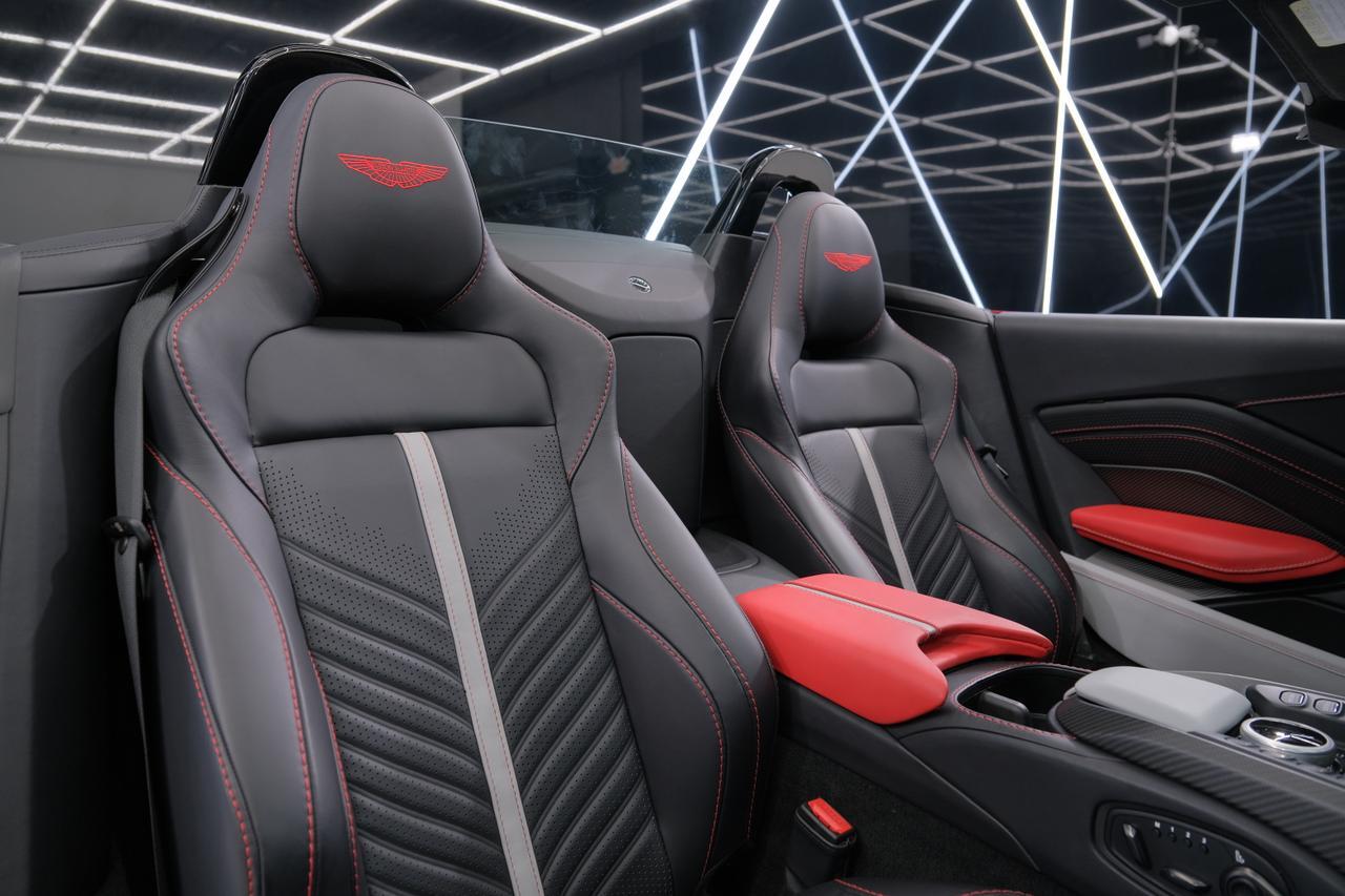 2023 Aston Martin Vantage Base Miami FL