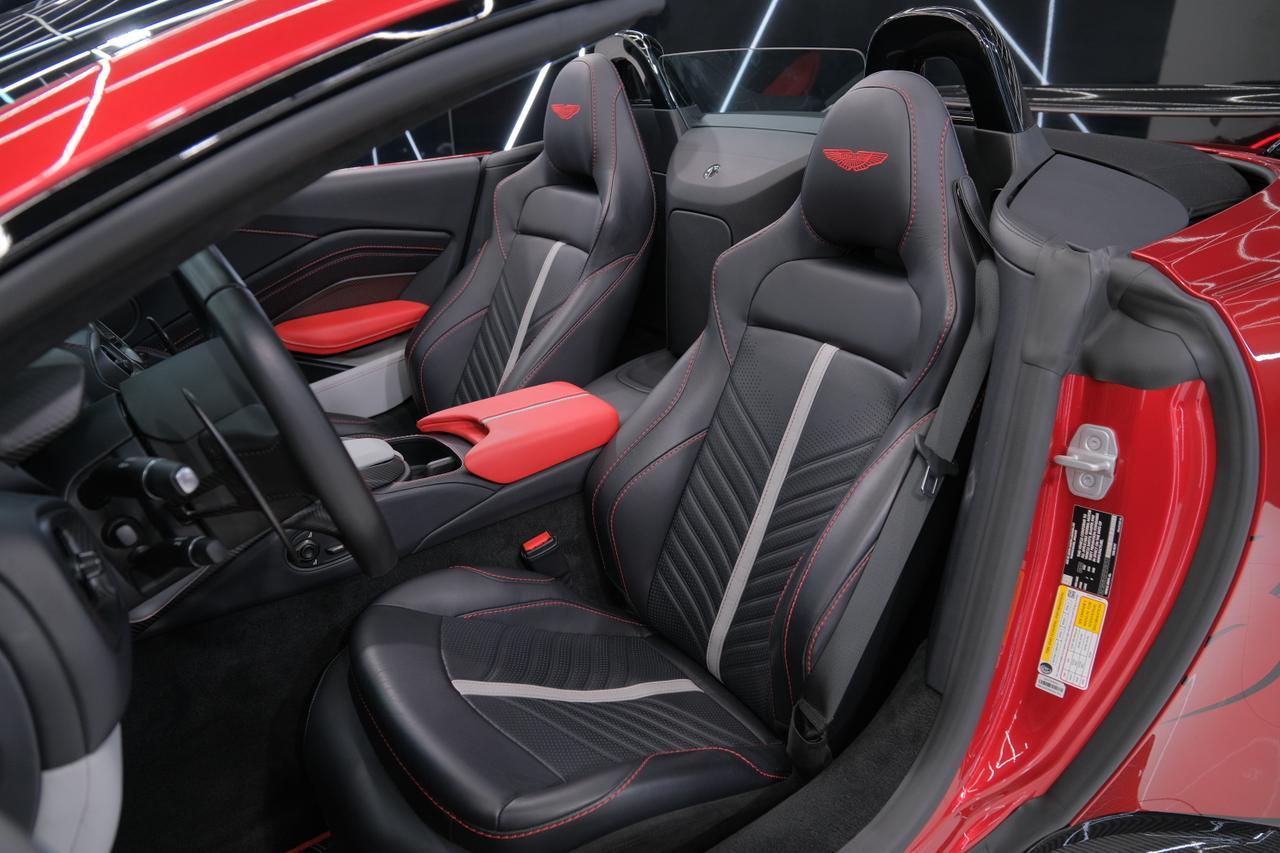 2023 Aston Martin Vantage Base Miami FL