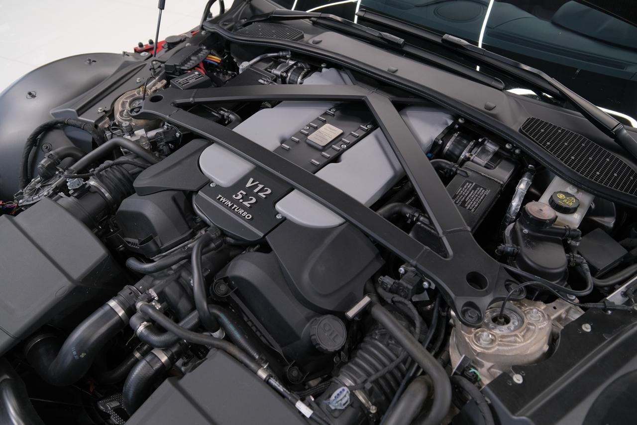 2023 Aston Martin Vantage Base Miami FL