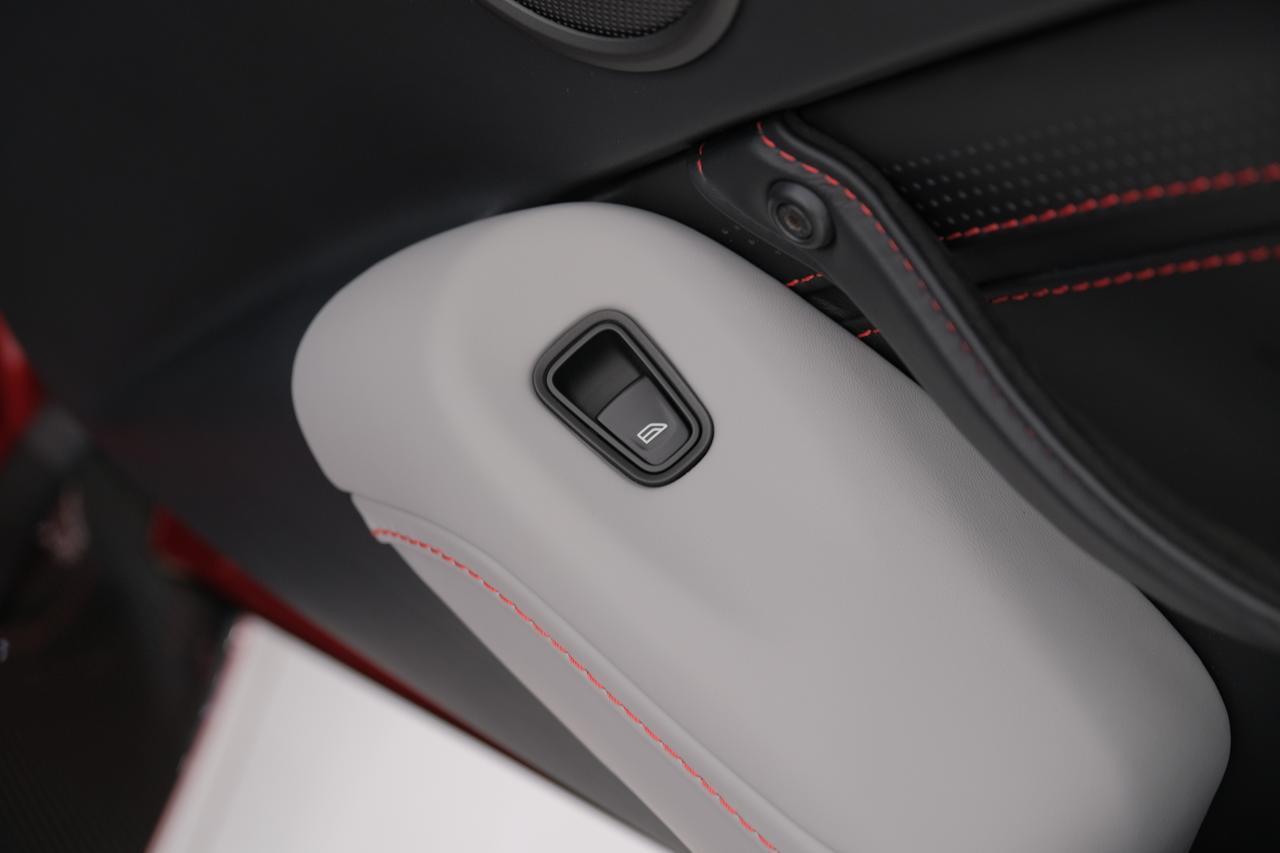 2023 Aston Martin Vantage Base Miami FL