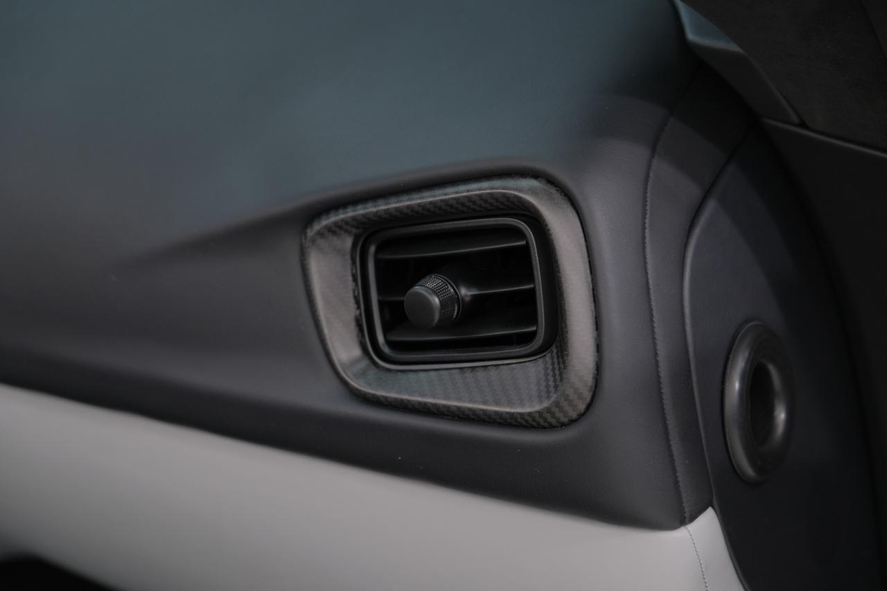 2023 Aston Martin Vantage Base Miami FL