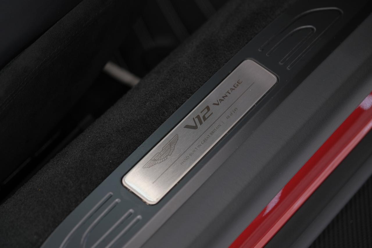 2023 Aston Martin Vantage Base Miami FL