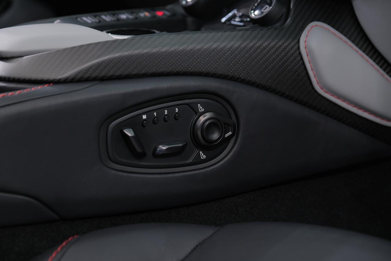 2023 Aston Martin Vantage Base Miami FL