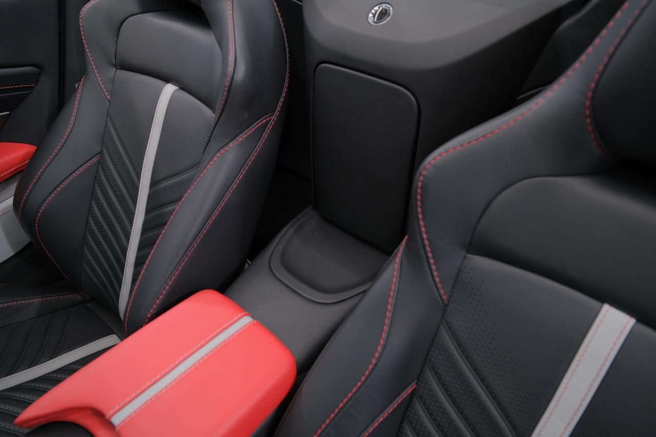 2023 Aston Martin Vantage Base Miami FL