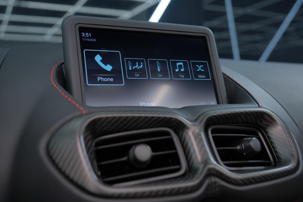 2023 Aston Martin Vantage Base Miami FL