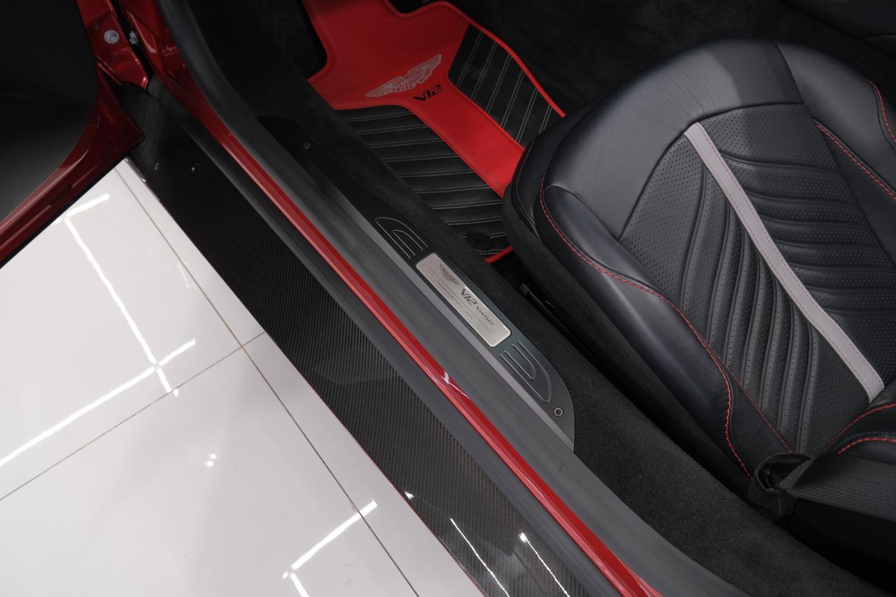 2023 Aston Martin Vantage Base Miami FL