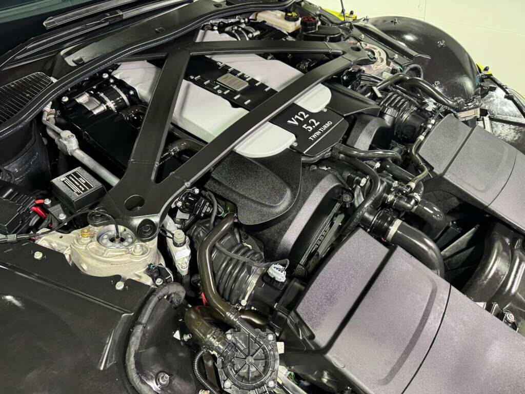 2023 Aston Martin Vantage V12 Fort Lauderdale FL