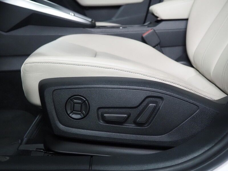 2023 Audi A3 Premium 40 TFSI *CONVENIENCE PKG, SAFETY ALERTS, BACKUP-CAMERA, COLOR TOUCHSCREEN, MOONROOF, LEATHER, HEATED SEATS, ADVANCED KEY, PARK ASSIST, WIRELESS CHARGING, ANDROID & APPLE Round Rock TX