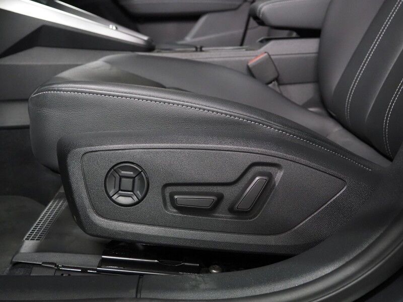 2023 Audi A3 Premium 40 TFSI Quattro *BLACK OPTIC PKG, CONVENIENCE PKG, SAFETY ALERTS, BACKUP-CAMERA, COLOR TOUCHSCREEN, MOONROOF, LEATHER, HEATED SEATS, ADVANCED KEY, PARK ASSIST, WIRELESS CHARGING, ANDROID & APPLE Round Rock TX