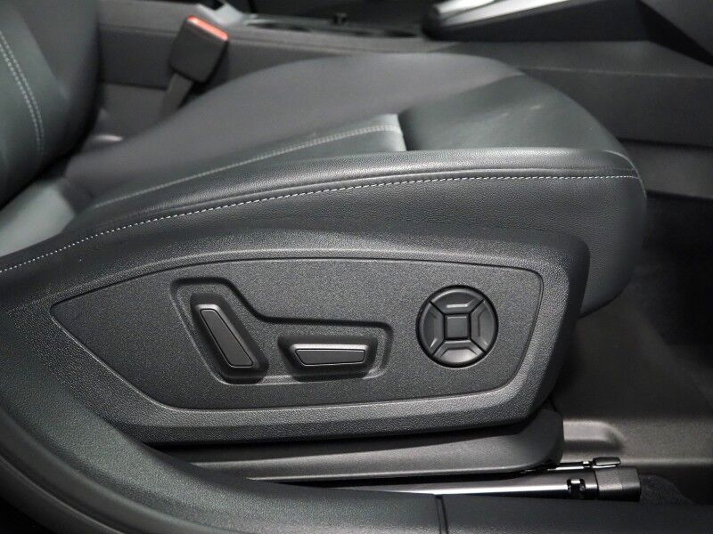 2023 Audi A3 Premium 40 TFSI Quattro *BLACK OPTIC PKG, CONVENIENCE PKG, SAFETY ALERTS, BACKUP-CAMERA, COLOR TOUCHSCREEN, MOONROOF, LEATHER, HEATED SEATS, ADVANCED KEY, PARK ASSIST, WIRELESS CHARGING, ANDROID & APPLE Round Rock TX