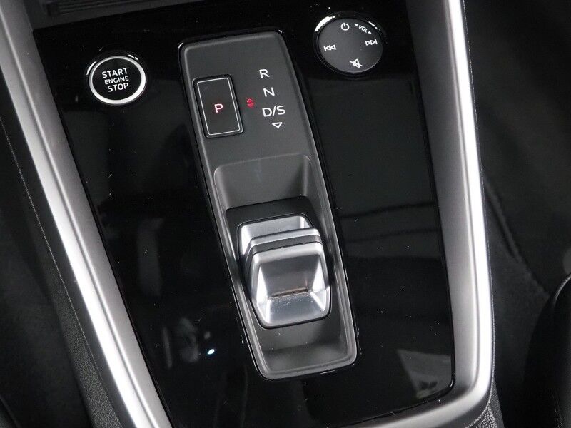 2023 Audi A3 Premium 40 TFSI Quattro *BLACK OPTIC PKG, CONVENIENCE PKG, SAFETY ALERTS, BACKUP-CAMERA, COLOR TOUCHSCREEN, MOONROOF, LEATHER, HEATED SEATS, ADVANCED KEY, PARK ASSIST, WIRELESS CHARGING, ANDROID & APPLE Round Rock TX
