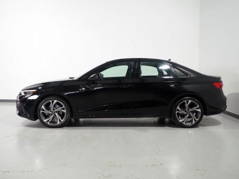 2023 Audi A3 Premium 40 TFSI Quattro *BLACK OPTIC PKG, CONVENIENCE PKG, SAFETY ALERTS, BACKUP-CAMERA, COLOR TOUCHSCREEN, MOONROOF, LEATHER, HEATED SEATS, ADVANCED KEY, PARK ASSIST, WIRELESS CHARGING, ANDROID & APPLE Round Rock TX