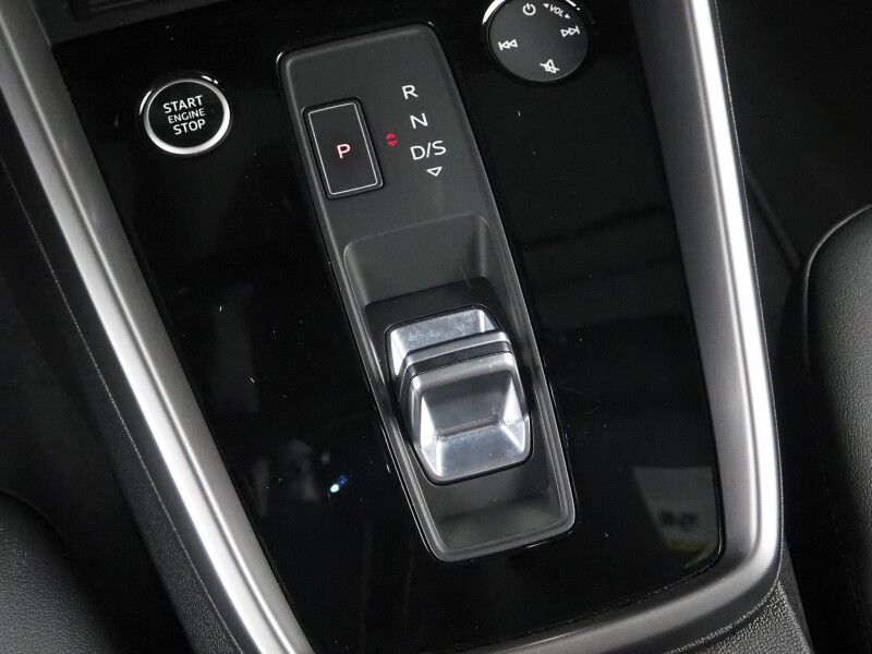2023 Audi A3 Premium 40 TFSI Quattro *BLACK OPTIC PKG, CONVENIENCE PKG, SAFETY ALERTS, BACKUP-CAMERA, COLOR TOUCHSCREEN, MOONROOF, LEATHER, HEATED SEATS, ADVANCED KEY, PARK ASSIST, WIRELESS CHARGING, ANDROID & APPLE Round Rock TX