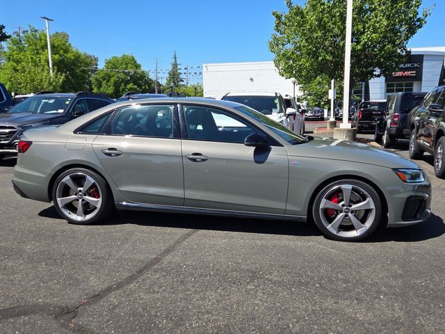 2023 Audi A4 45 S line Premium Plus