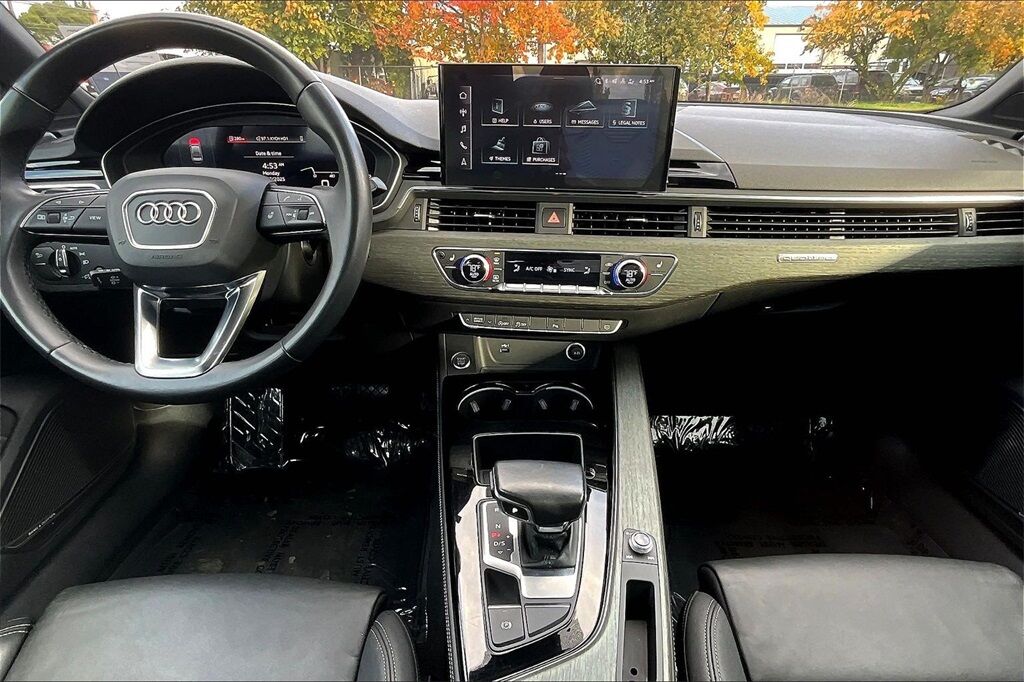 2023 Audi A4 45 S line Premium Plus OR
