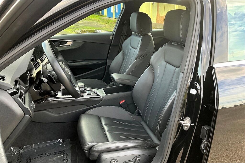 2023 Audi A4 45 S line Premium Plus OR