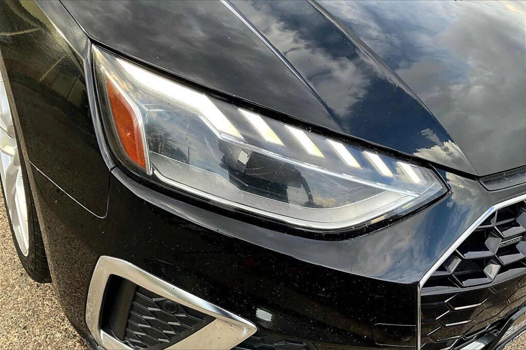 2023 Audi A4 45 S line Premium Plus OR