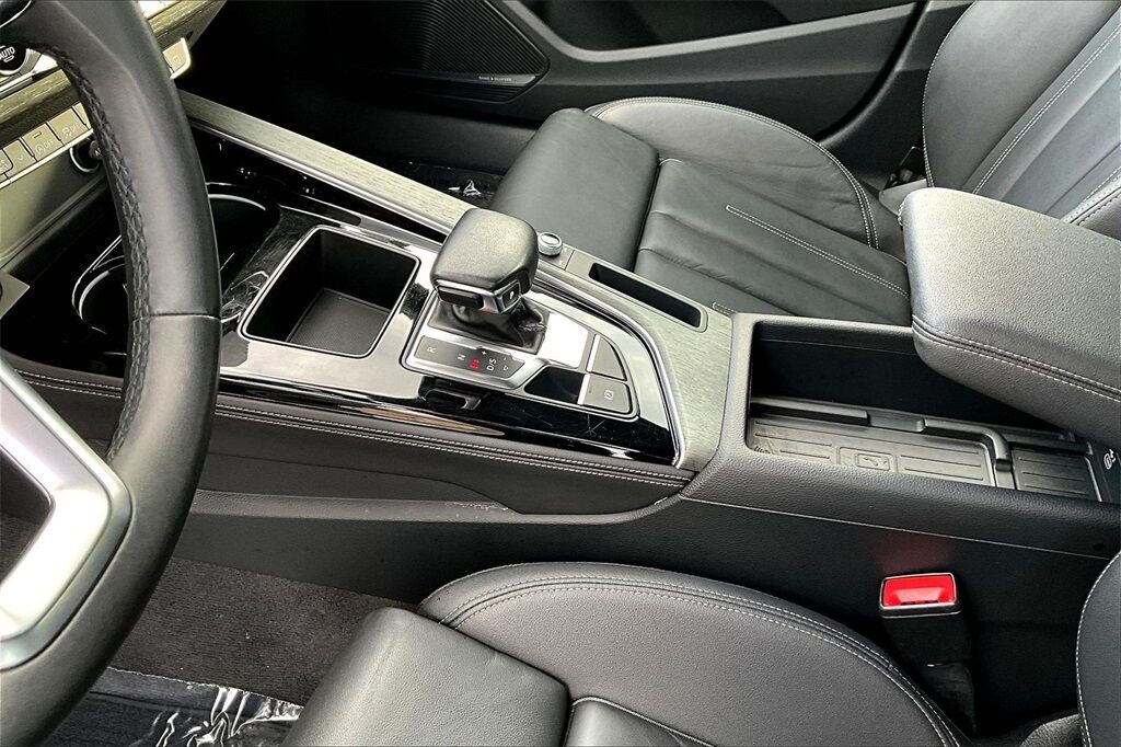 2023 Audi A4 45 S line Premium Plus OR