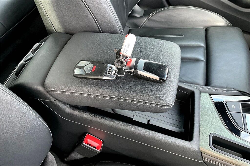 2023 Audi A4 45 S line Premium Plus OR