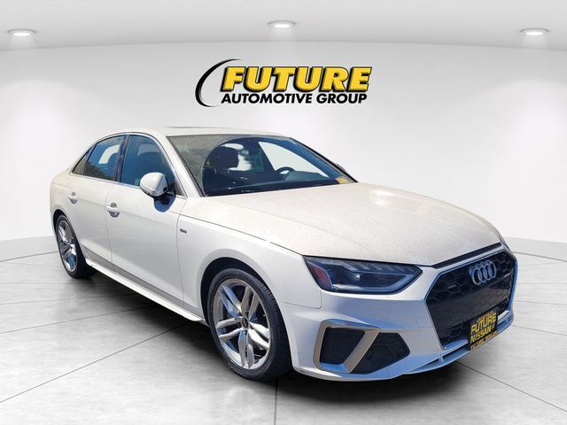 2023 Audi A4 45 S line Premium Plus