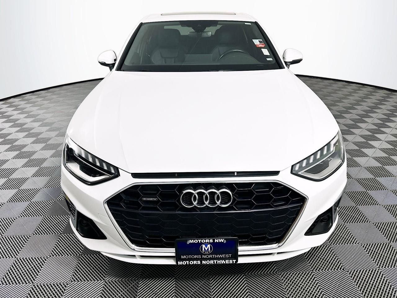 2023 Audi A4 45 S line Premium Plus