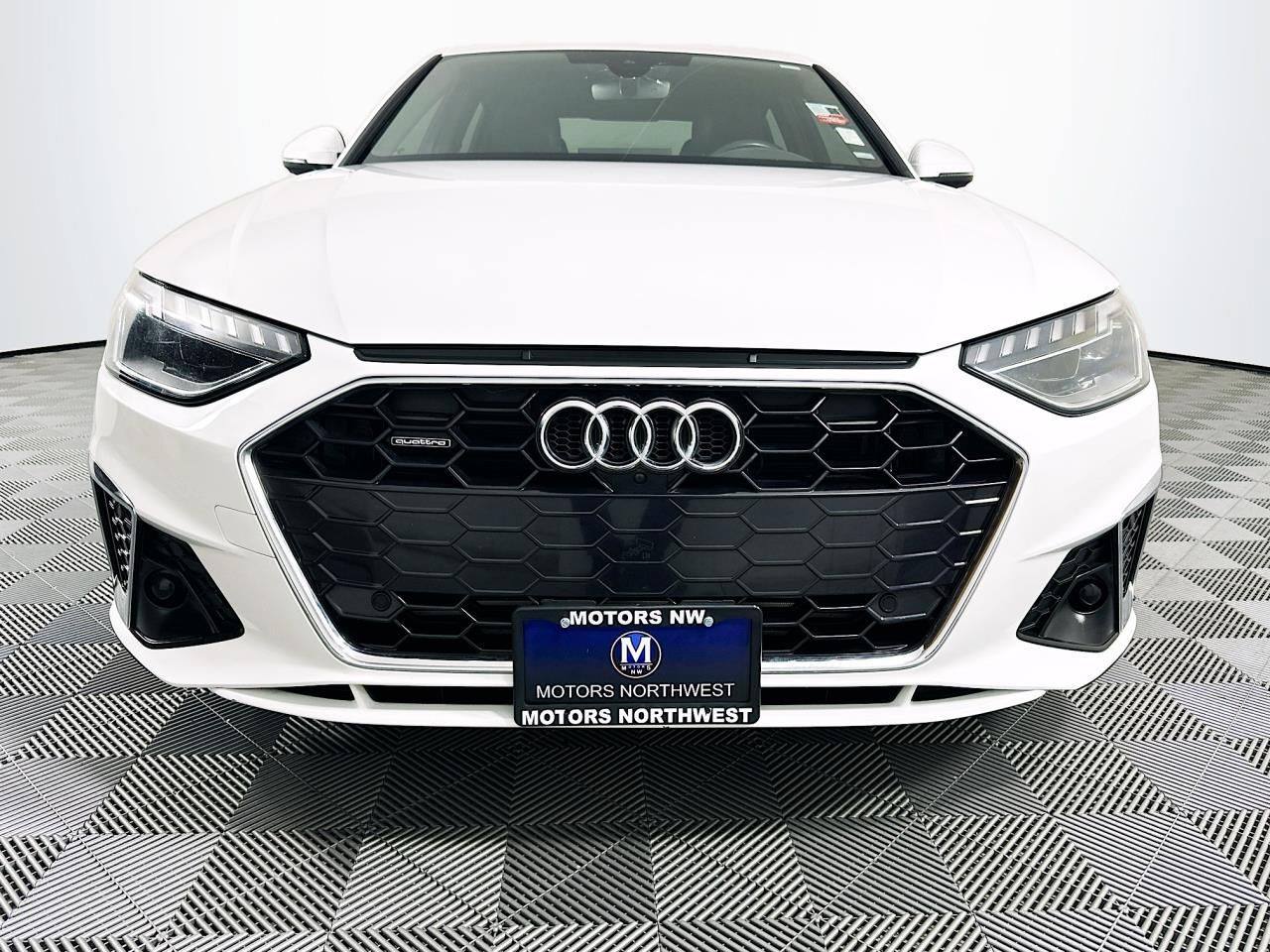 2023 Audi A4 45 S line Premium Plus