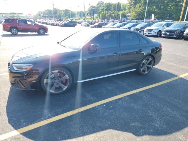 2023 Audi A4 45 S line Premium Plus