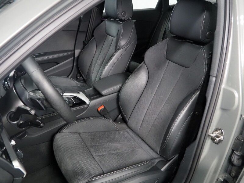 2023 Audi A4 S line Prestige 45 TFSI Quattro *BLACK OPTIC PKG, HEADS-UP DISPLAY, NAVIGATION, VIRTUAL COCKPIT, ADAPTIVE CRUISE, SAFETY ALERTS, 360 CAMERAS, MOONROOF, LEATHER/DINAMICA, HEATED SEATS/STEERING, AUTOMATIC PARKING, BANG & OLUFSEN, APPLE CARPLAY Round Rock TX
