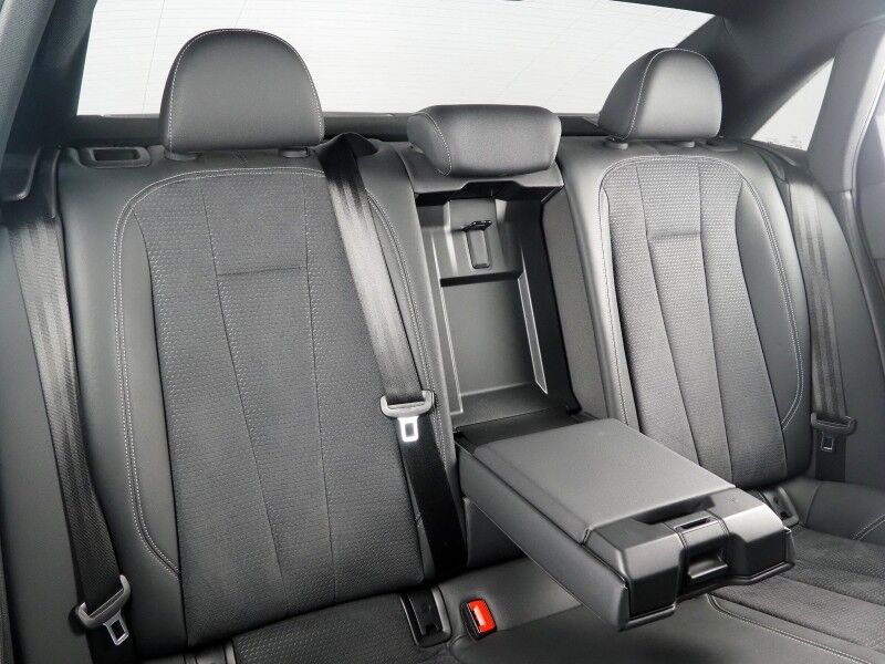 2023 Audi A4 S line Prestige 45 TFSI Quattro *BLACK OPTIC PKG, HEADS-UP DISPLAY, NAVIGATION, VIRTUAL COCKPIT, ADAPTIVE CRUISE, SAFETY ALERTS, 360 CAMERAS, MOONROOF, LEATHER/DINAMICA, HEATED SEATS/STEERING, AUTOMATIC PARKING, BANG & OLUFSEN, APPLE CARPLAY Round Rock TX